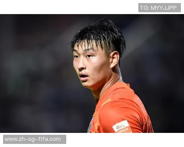 金鹰足球俱乐部奋勇争先展现团队精神与青春活力的精彩赛季回顾